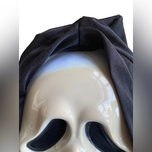 GHOSTFACE SCREAM Mask Fun World Halloween Costume 9206SFD APRIL-JUNE 2011 - Picture 10 of 13